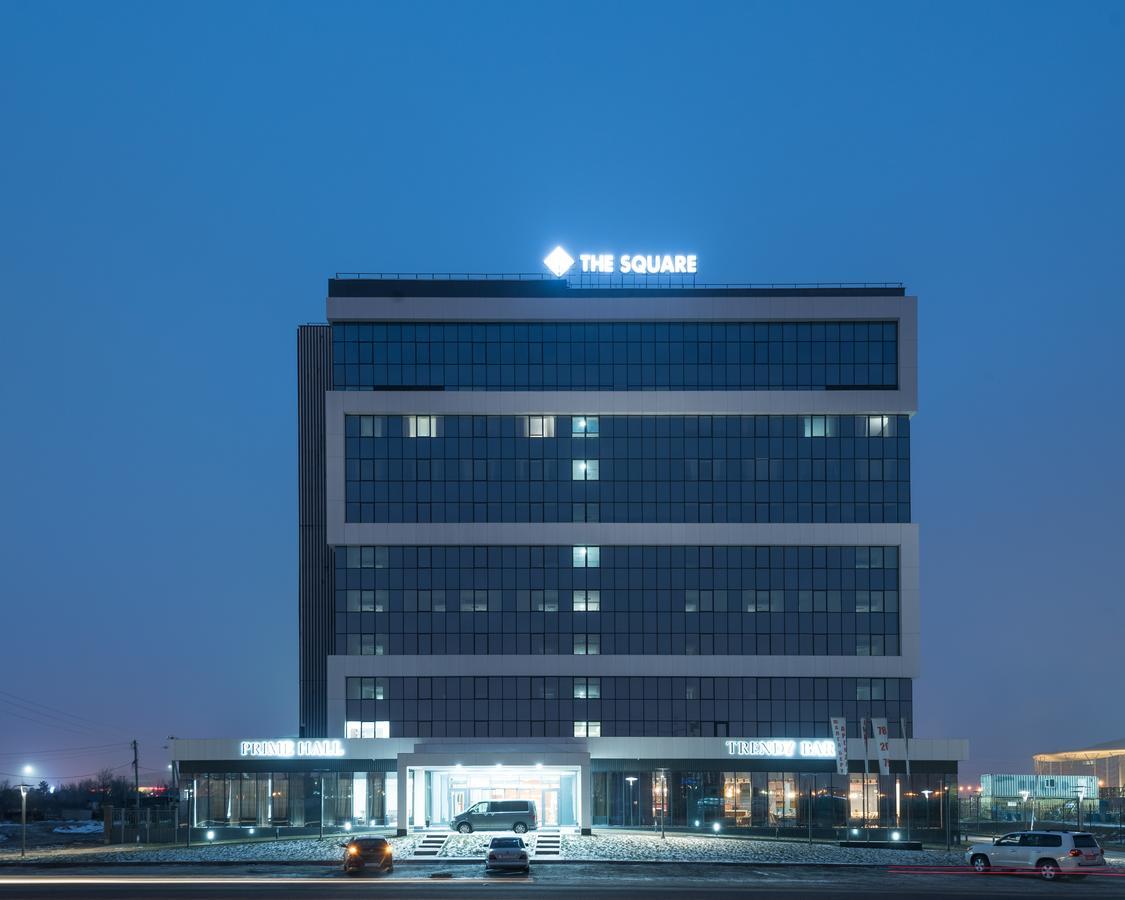 The Square Hotel Astana Bagian luar foto